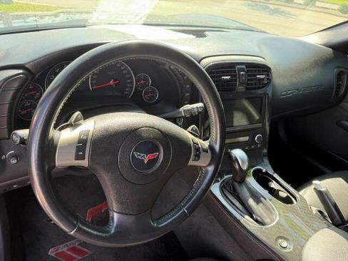 Used 2011 Chevrolet Corvette Convertible w/ Preferred Equipment Group RWD image 11