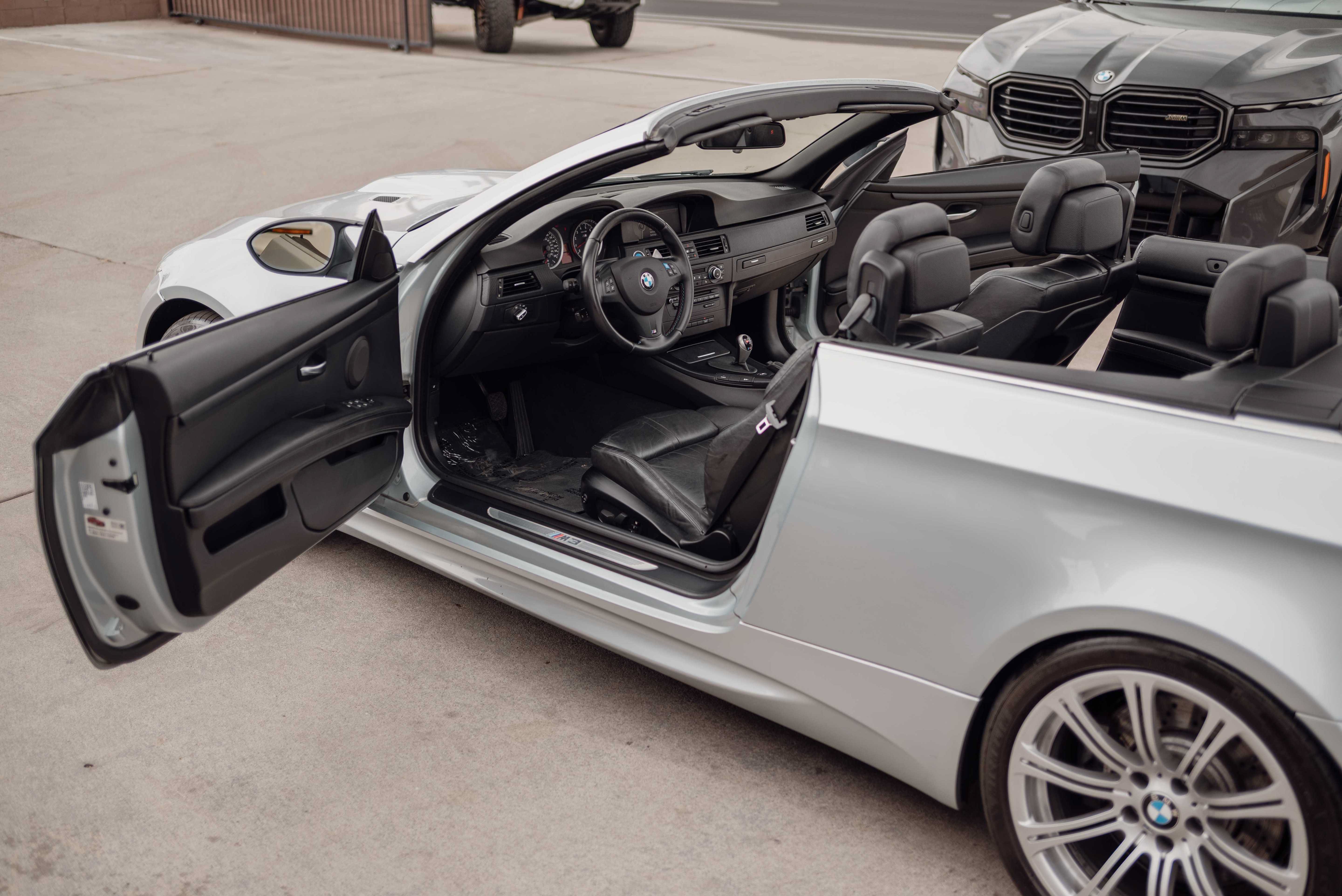 Used 2013 BMW M3 Convertible w/ Premium Pkg RWD image 18