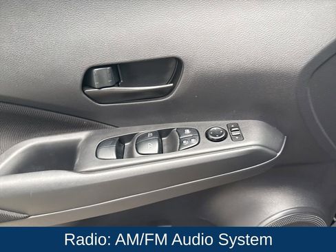 Used 2021 Nissan Kicks S image 12