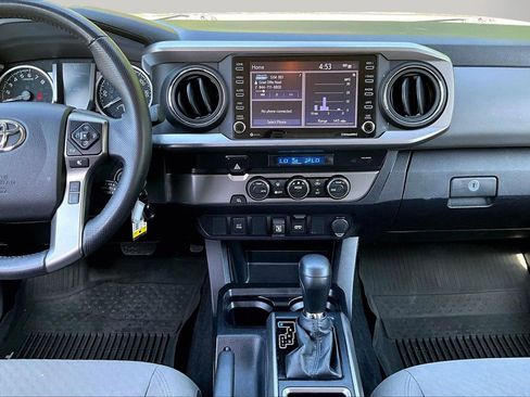 Used 2021 Toyota Tacoma SR5 RWD image 12