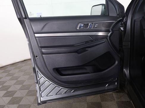 Used 2019 Ford Explorer XLT w/ Equipment Group 202A image 23