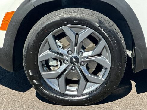Certified 2024 Kia Seltos LX AWD/4WD image 24