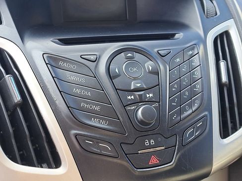 Used 2014 Ford Focus SE image 22