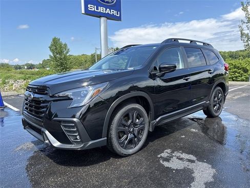 Certified 2025 Subaru Ascent Bronze Edition w/ Onyx Package image 6