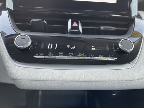 Certified 2023 Toyota Corolla LE image 19