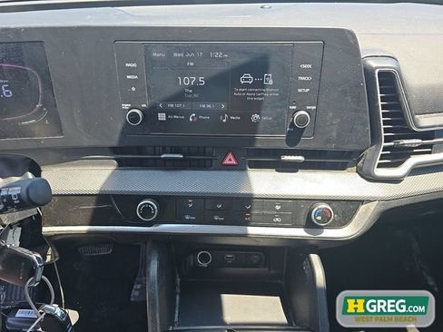 Used 2023 Kia Sportage LX FWD image 7