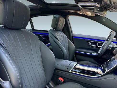 Certified 2023 Mercedes-Benz S 500 4MATIC image 32