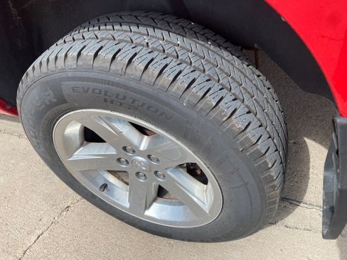 Used 2012 RAM 1500 Big Horn w/ Remote Start & Security Group image 11