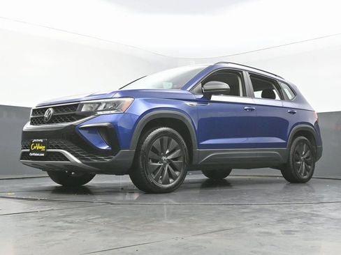 Used 2022 Volkswagen Taos S w/ IQ Drive S Package image 53