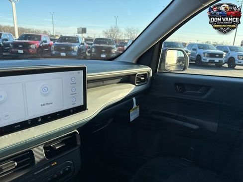 New 2026 Ford Maverick XL image 23