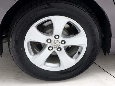 Used 2012 Toyota Sienna LE FWD image 29