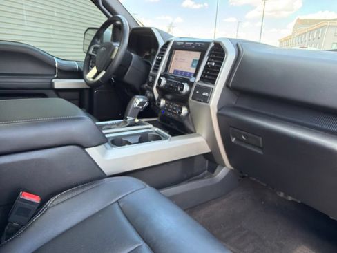 Used 2020 Ford F150 Lariat w/ Equipment Group 502A Luxury AWD/4WD image 22