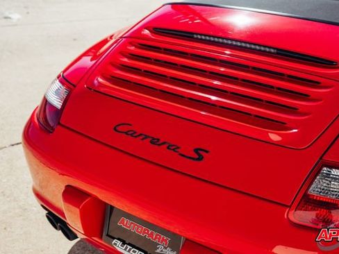 Used 2005 Porsche 911 Carrera S image 30