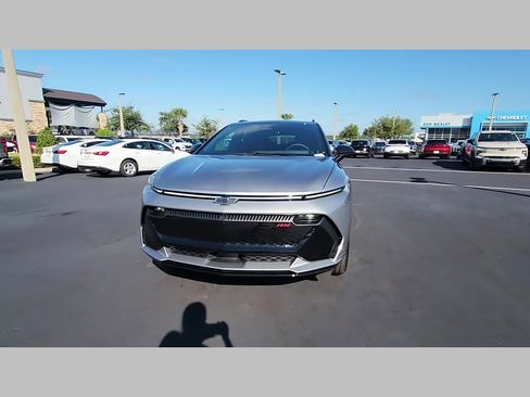 New 2026 Chevrolet Equinox EV RS image 25