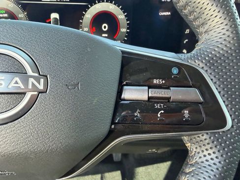 Used 2025 Nissan Ariya AWD image 20
