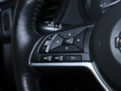Used 2018 Nissan Rogue SL AWD/4WD image 22
