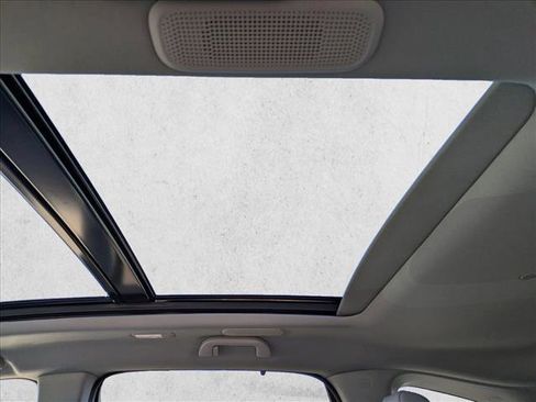 Certified 2025 Acura MDX w/Technology Package image 19