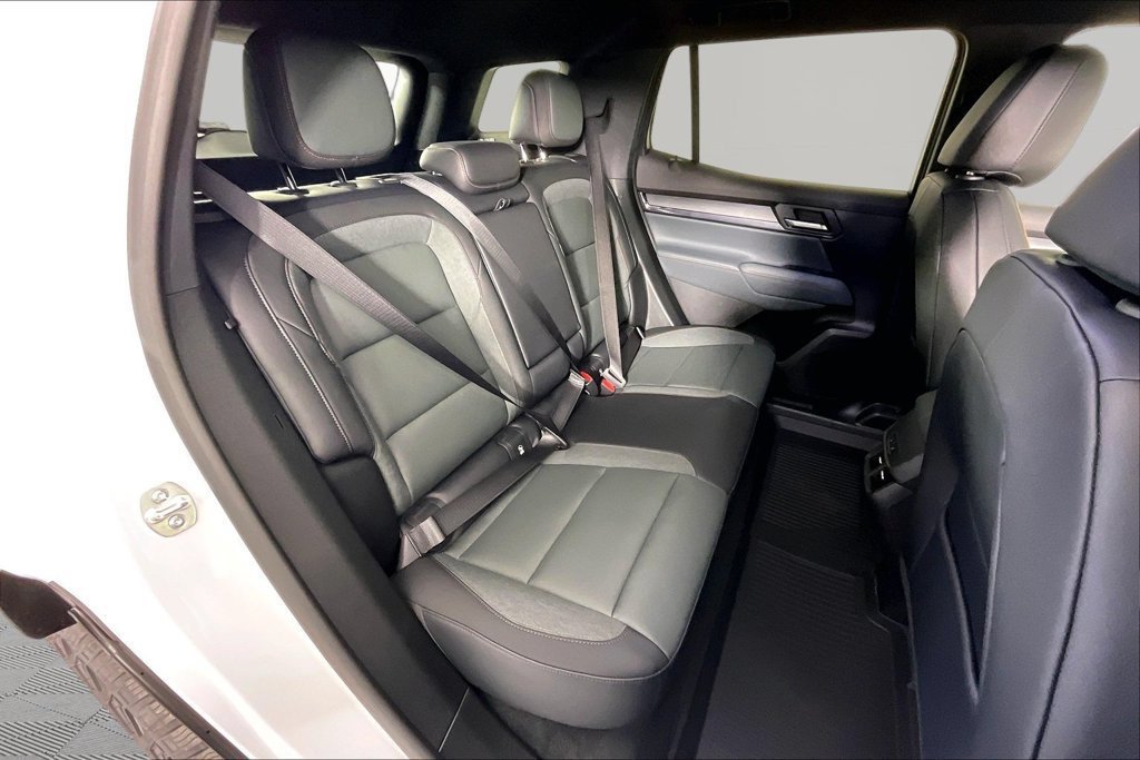 New 2027 GMC Terrain AT4 w/ Convenience Package III AWD/4WD image 10