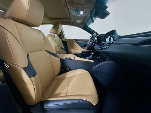 Used 2025 Lexus ES 350 w/ Premium Package image 31
