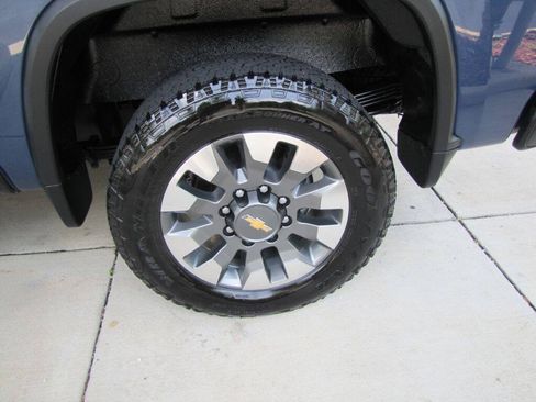 Used 2024 Chevrolet Silverado 2500 Custom w/ Custom Value Package AWD/4WD image 28