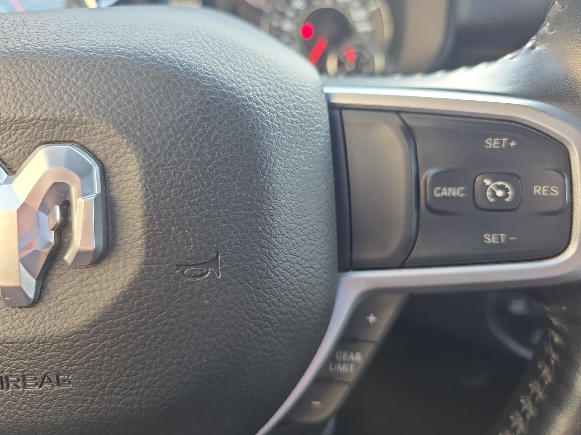 Used 2023 RAM 1500 Big Horn AWD/4WD image 17