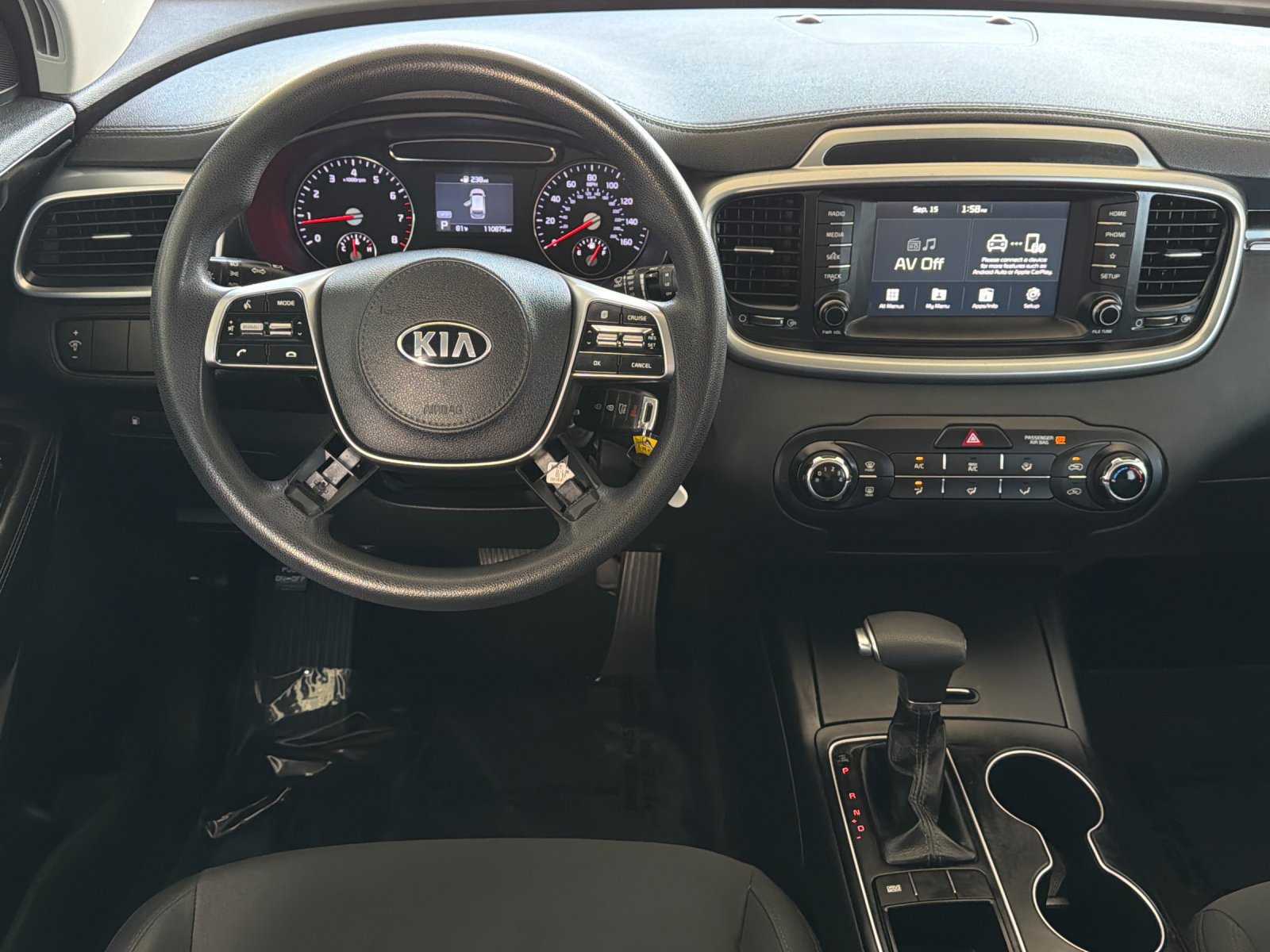 Used 2019 Kia Sorento L FWD image 13