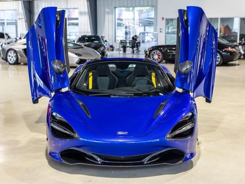 Used 2021 McLaren 720S Performance RWD image 9