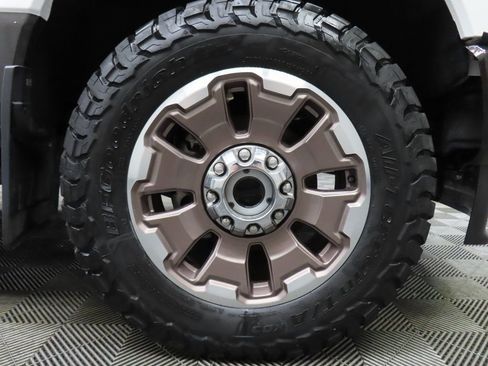 Used 2024 Ford F350 King Ranch image 8