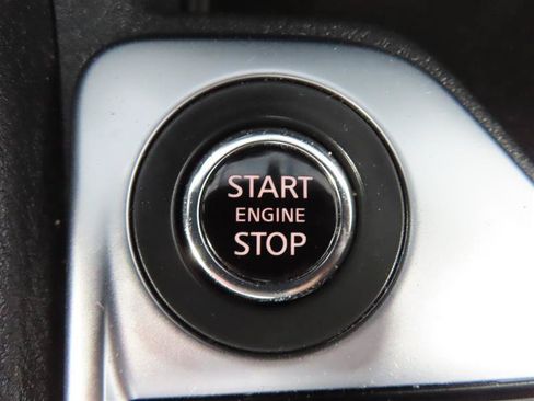 Used 2025 Nissan Sentra SV FWD image 18