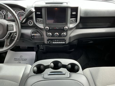 Used 2022 RAM 2500 Big Horn AWD/4WD image 11