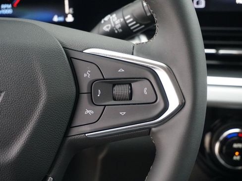 New 2026 Chevrolet Trax LT w/ Sunroof Package image 25