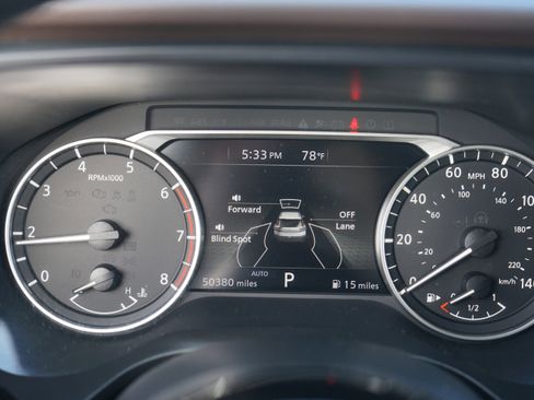 Used 2023 Nissan Rogue SV image 14