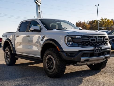 New 2025 Ford Ranger Raptor image 14