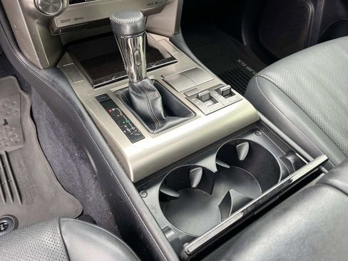 Used 2015 Lexus GX 460 w/ Navigation Package image 34