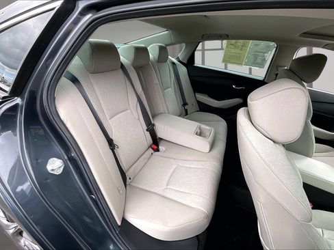 Used 2024 Honda Accord EX image 25