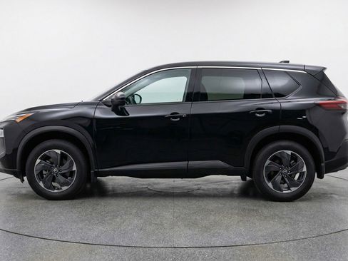 Used 2025 Nissan Rogue SV AWD/4WD image 5