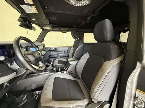 Used 2022 Ford Bronco Big Bend image 2