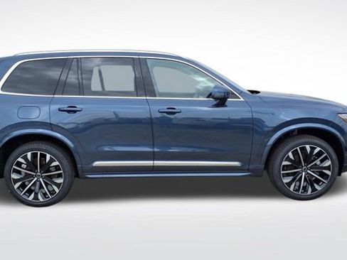 New 2026 Volvo XC90 B6 Ultra w/ Protection Package image 8