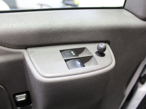 Used 2020 Chevrolet Express 2500 w/ Driver Convenience Package image 19