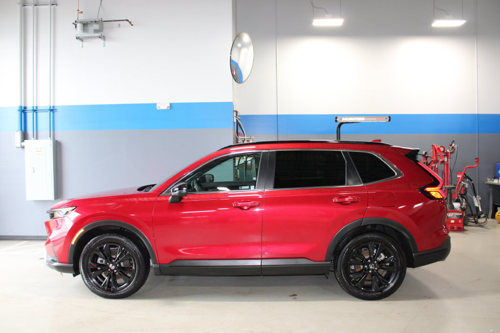 Used 2025 Honda CR-V Sport Touring image 10