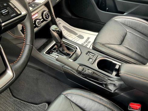 Used 2018 Subaru Crosstrek 2.0i Limited image 12