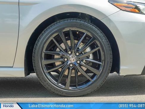 Used 2024 Toyota Camry XSE FWD image 8