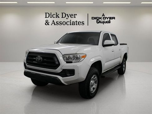 Used 2021 Toyota Tacoma SR image 6