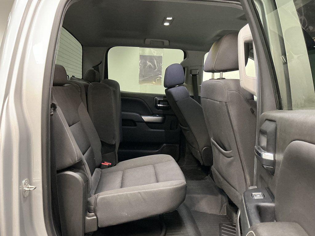 Used 2018 Chevrolet Silverado 1500 LT w/ All Star Edition AWD/4WD image 26