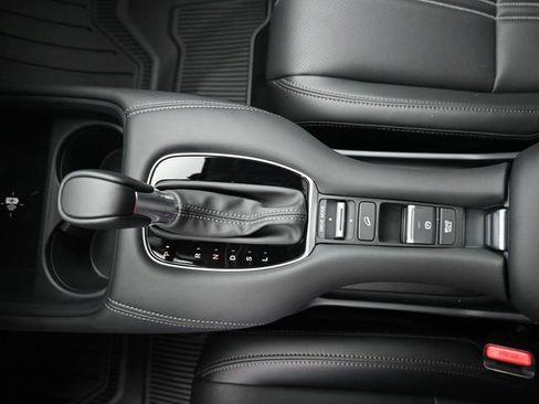 New 2026 Honda HR-V EX-L image 18