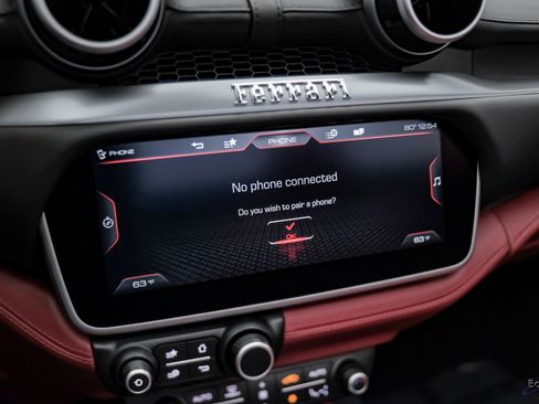 Used 2019 Ferrari Portofino image 77