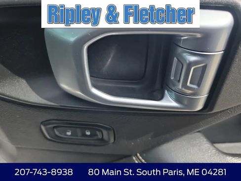 Used 2020 Jeep Wrangler Unlimited Sahara AWD/4WD image 13