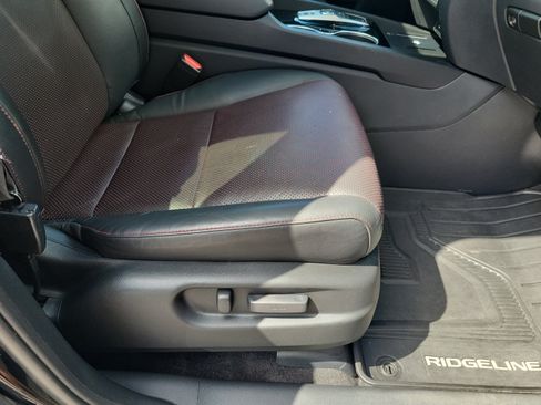 Certified 2024 Honda Ridgeline Black Edition image 19