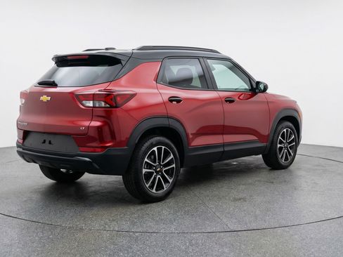 Used 2025 Chevrolet TrailBlazer LT image 9