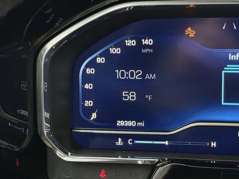 Used 2022 Chevrolet Silverado 1500 LT Trail Boss image 3